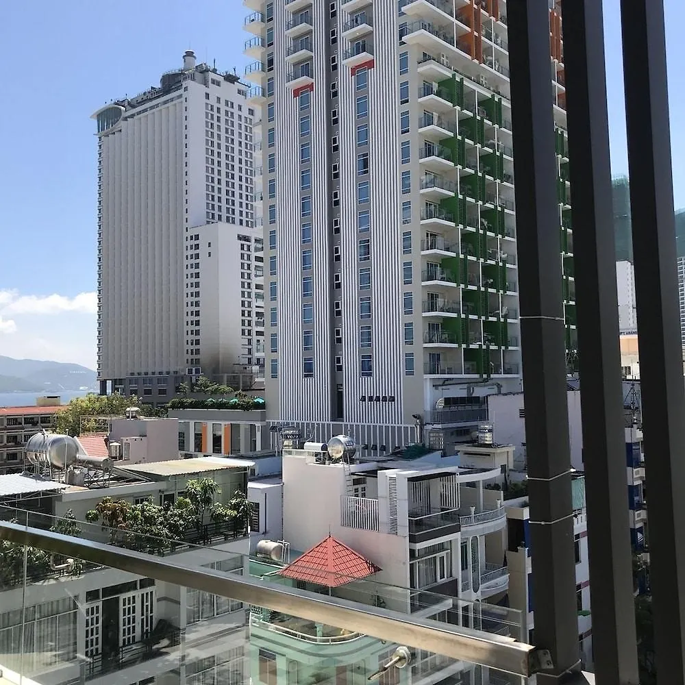 Nam Phuong Hotel 나트랑 베트남